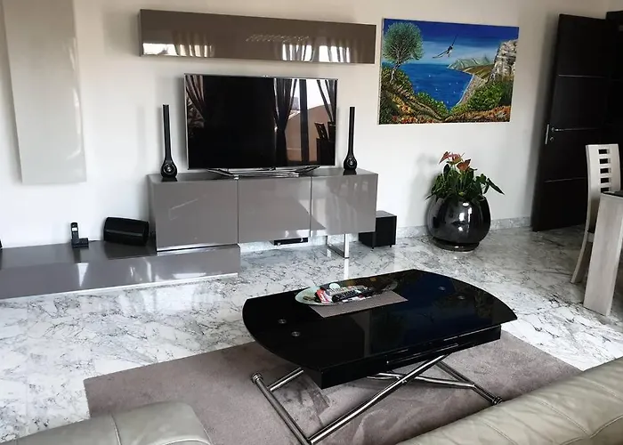 Penthouses+terrasse 60 M2+box 2 Vehicules Appartement *