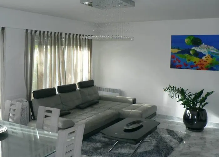 아파트 Penthouses+terrasse 60 M2+box 2 Vehicules *