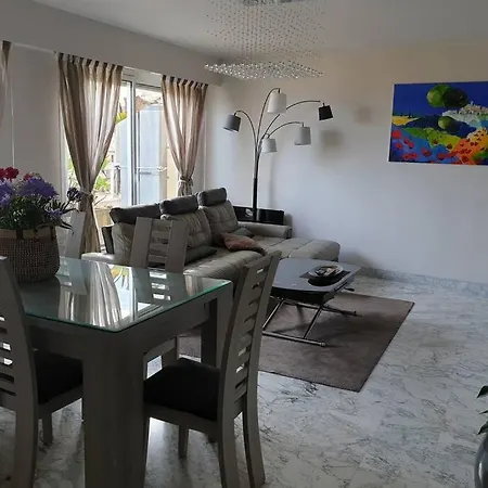 Penthouses+terrasse 60 M2+box 2 Vehicules 아파트